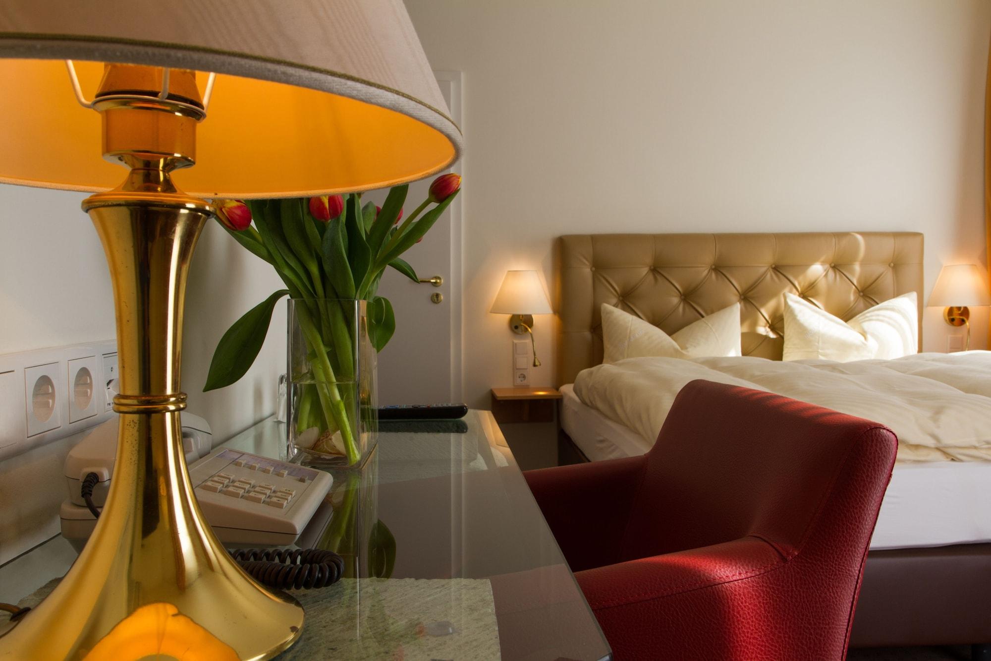 Hotel Heidelberger Hof Екстериор снимка