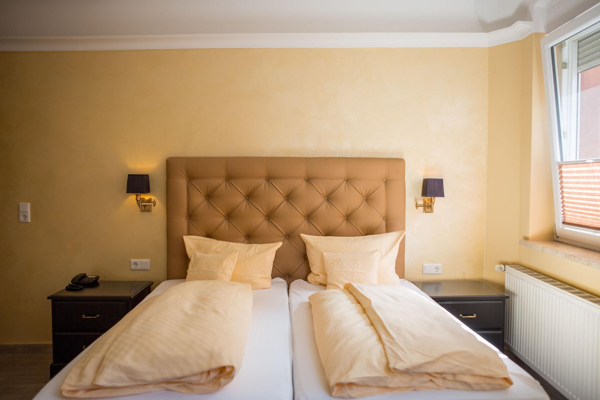 Hotel Heidelberger Hof Екстериор снимка