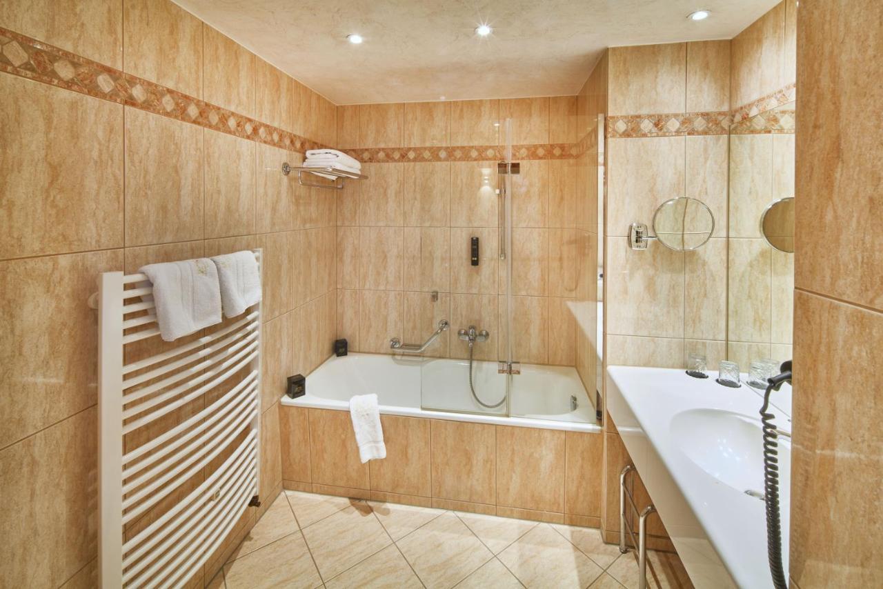 Hotel Heidelberger Hof Екстериор снимка