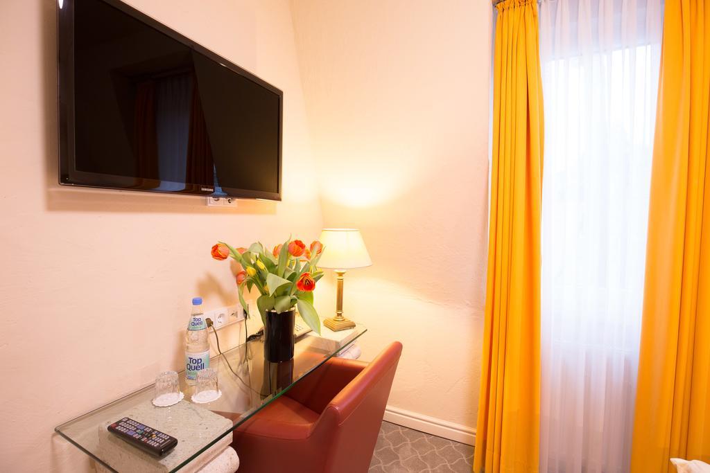 Hotel Heidelberger Hof Екстериор снимка