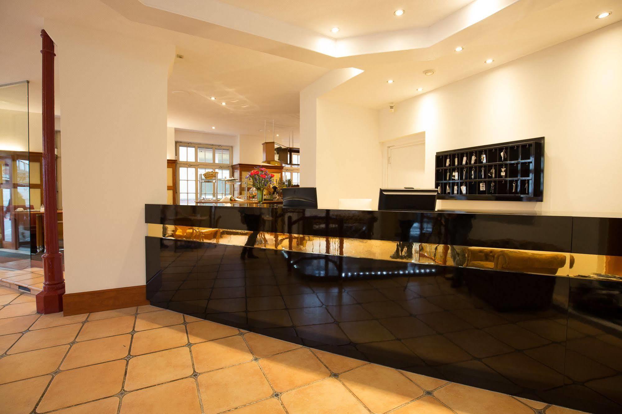 Hotel Heidelberger Hof Екстериор снимка
